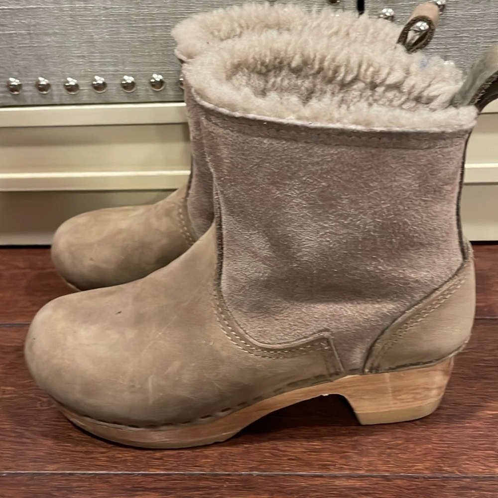 No. 6 Shearling ankle boots Size 6 1/2